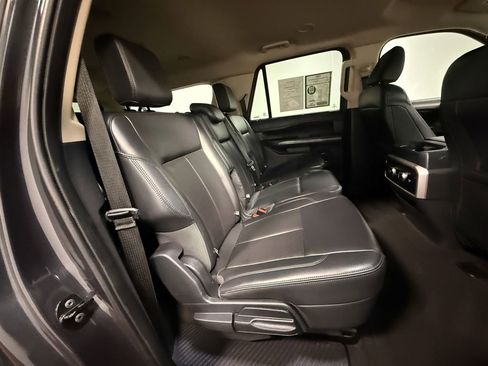 Used 2024 Ford Expedition Max XLT RWD image 14