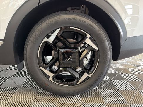 New 2026 Kia Sportage EX image 7