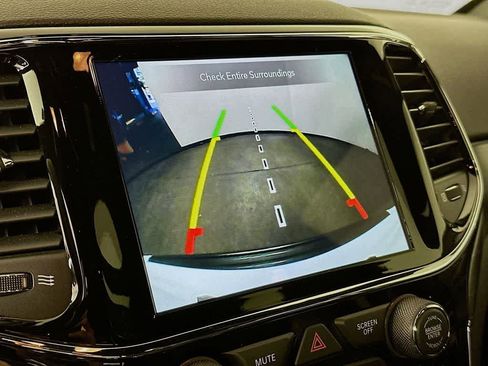 Used 2020 Jeep Grand Cherokee Altitude image 28