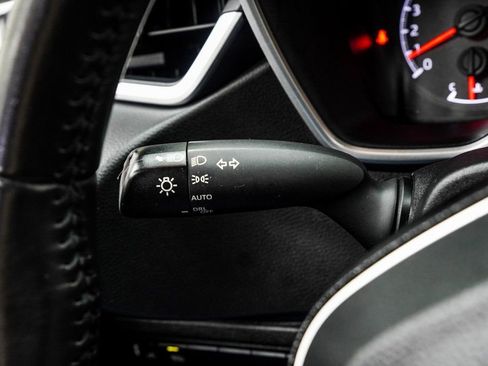 Used 2019 Toyota Corolla SE w/ SE Option Package image 34