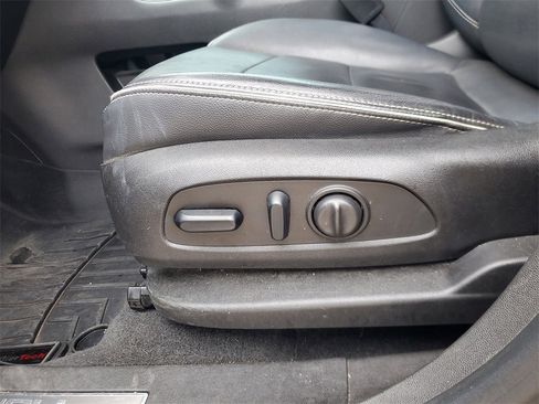 Used 2018 GMC Terrain Denali image 15