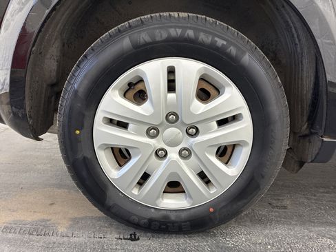 Used 2017 Dodge Journey SE FWD image 22
