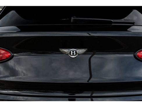 Used 2023 Bentley Bentayga Speed image 12
