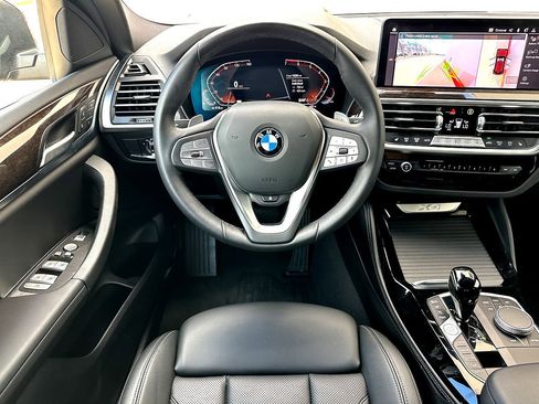 Certified 2025 BMW X4 xDrive30i AWD/4WD image 21