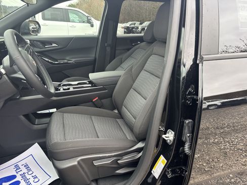 New 2026 Chevrolet Equinox LT image 11