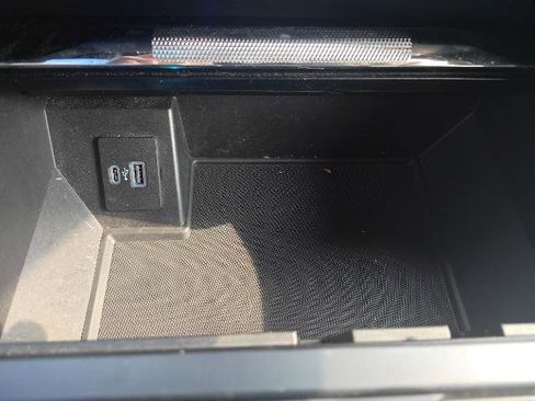 Certified 2021 Ford F150 Lariat w/ Equipment Group 502A High image 9