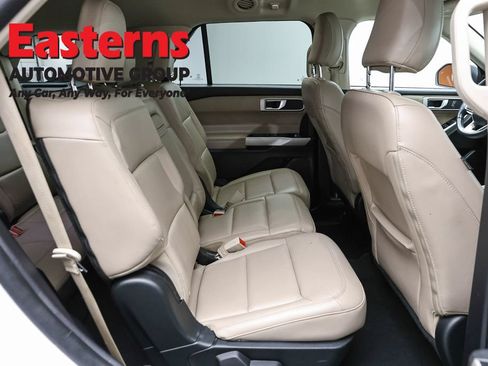 Used 2022 Ford Explorer XLT w/ Equipment Group 202A AWD/4WD image 24