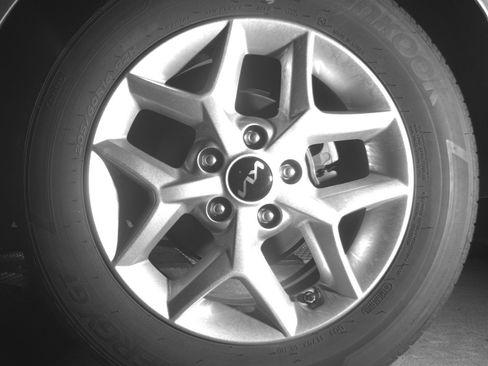 Used 2025 Kia Soul LX w/ LX Technology Package FWD image 14