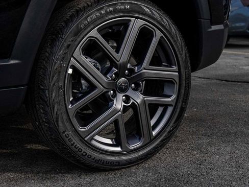 New 2026 Jeep Compass Limited AWD/4WD image 8