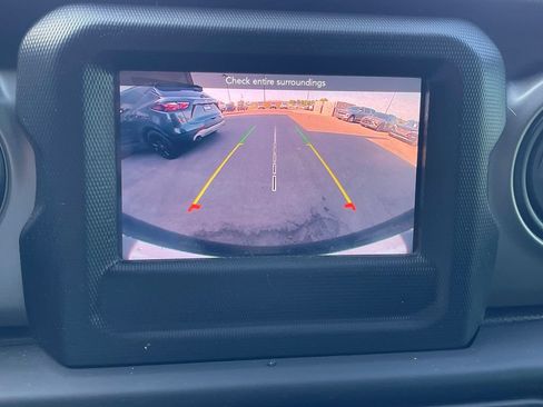 Used 2021 Jeep Wrangler Unlimited Sport AWD/4WD image 17
