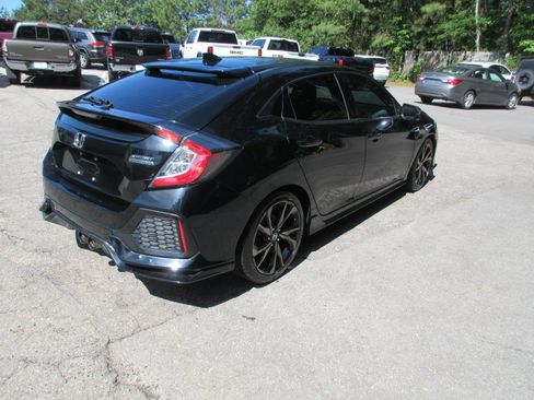 Used 2018 Honda Civic Sport Touring image 5