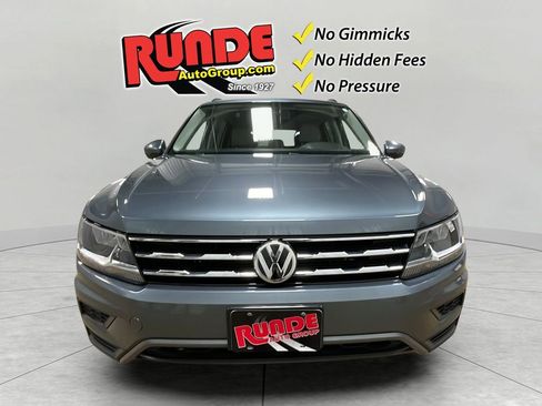 Used 2020 Volkswagen Tiguan S image 8