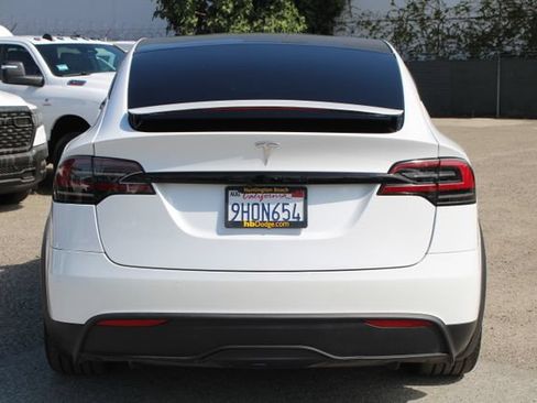 Used 2023 Tesla Model X AWD/4WD image 5