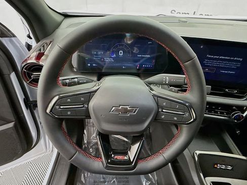 New 2026 Chevrolet Equinox RS image 13