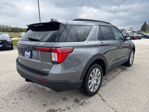 New 2026 Ford Explorer Active AWD/4WD image 5