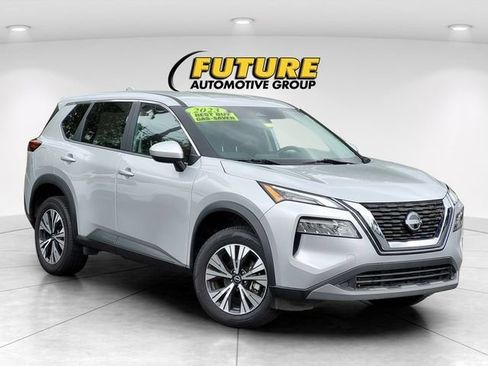 Used 2023 Nissan Rogue SV FWD image 1