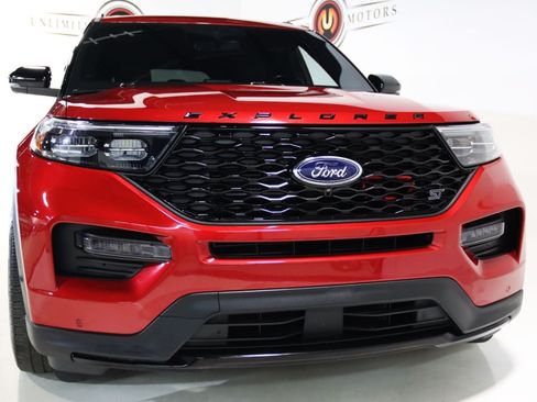 Used 2022 Ford Explorer ST w/ Equipment Group 401A AWD/4WD image 29