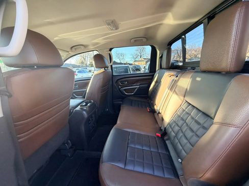 Used 2018 Nissan Titan Platinum Reserve image 26