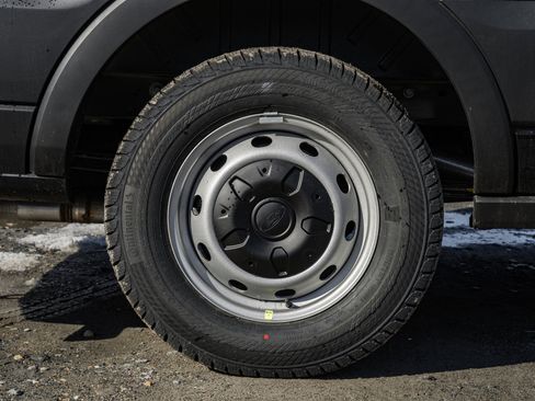 New 2026 Ford Transit 350 XL image 19