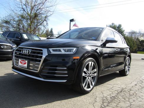 Used 2018 Audi SQ5 Premium Plus w/ S Sport Package AWD/4WD image 3