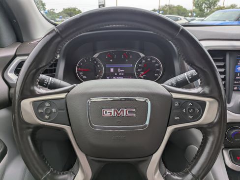 Used 2020 GMC Acadia SLT w/ LPO, Floor Liner Package image 21