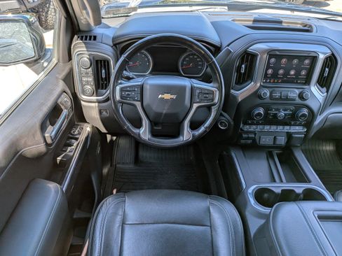 Used 2019 Chevrolet Silverado 1500 LTZ w/ LTZ Premium Package image 4