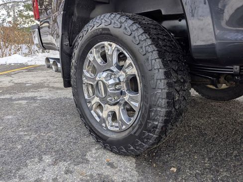 Used 2021 Ford F350 Lariat w/ Chrome Package image 36