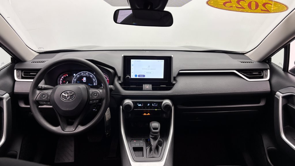 Certified 2025 Toyota RAV4 LE FWD image 24