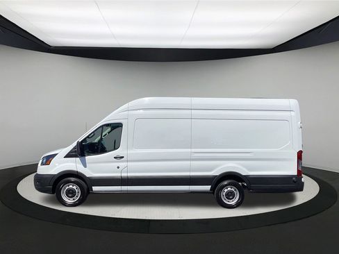 Used 2024 Ford Transit 250 148 High Roof Extended w/ Load Area Protection Package RWD image 5