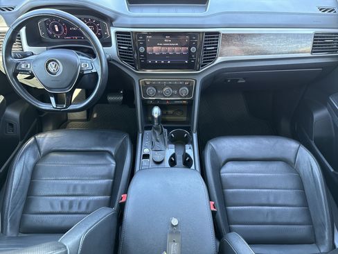 Used 2019 Volkswagen Atlas SEL Premium image 28