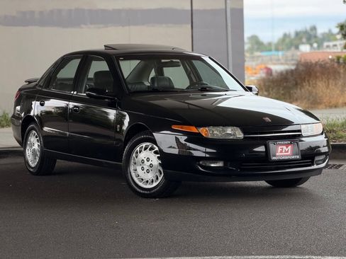 Used 2001 Saturn L-Series L200 FWD image 2