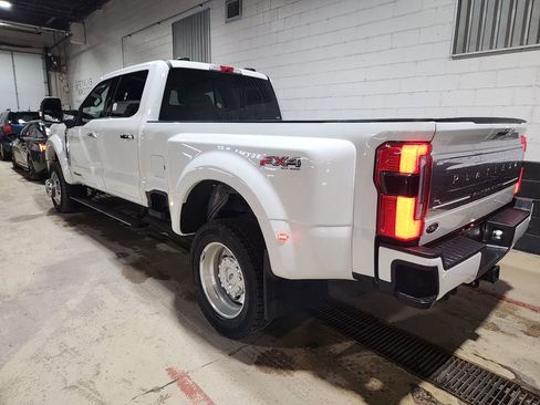 Used 2024 Ford F450 Platinum w/ FX4 Off-Road Package AWD/4WD image 6