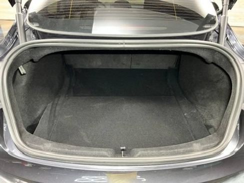 Used 2025 Tesla Model 3 Long Range AWD/4WD image 17