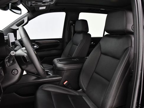 Used 2023 Chevrolet Tahoe LT w/ Luxury Package image 19