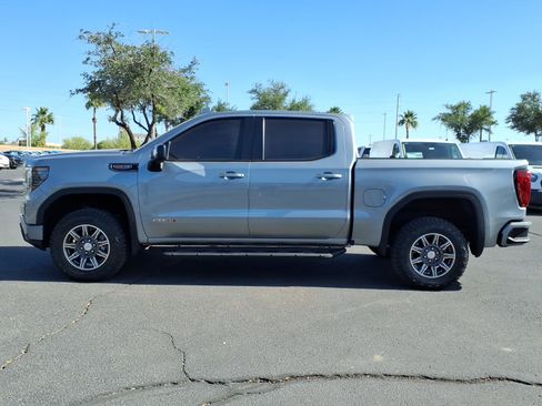 Used 2024 GMC Sierra 1500 AT4 w/ Technology Package AWD/4WD image 2