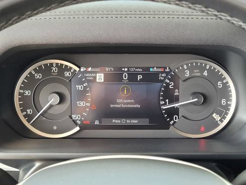 Used 2022 Land Rover Defender 90 AWD/4WD image 14