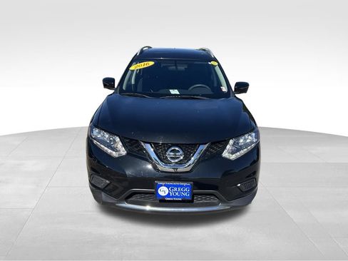 Used 2016 Nissan Rogue SV w/ SV Premium Package AWD/4WD image 9