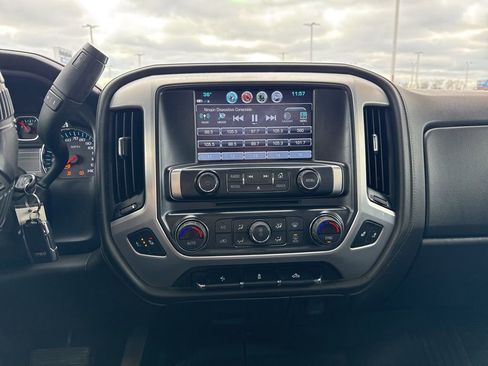 Used 2019 GMC Sierra 2500 SLT AWD/4WD image 14