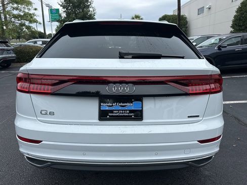 Used 2023 Audi Q8 Premium Plus image 4