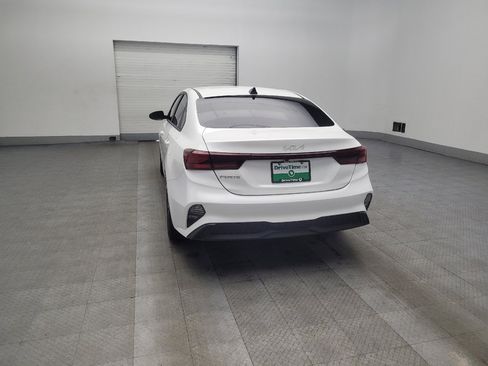 Used 2022 Kia Forte LXS image 6