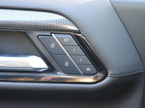 Certified 2024 Chevrolet Silverado 1500 ZR2 image 38