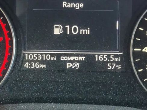 Used 2017 Audi A4 2.0T Premium image 12