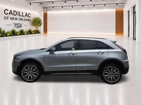Used 2024 Cadillac XT4 Sport FWD image 4