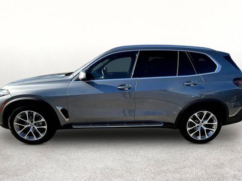 Used 2025 BMW X5 xDrive40i AWD/4WD image 45