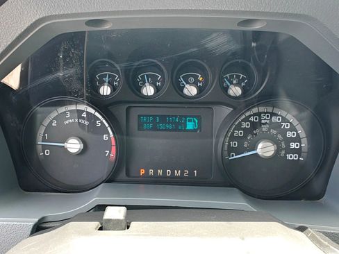 Used 2011 Ford F350 XLT w/ Camper Pkg AWD/4WD image 10