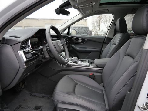 Used 2023 Audi Q7 3.0T Premium Plus w/ Premium Plus Package image 12