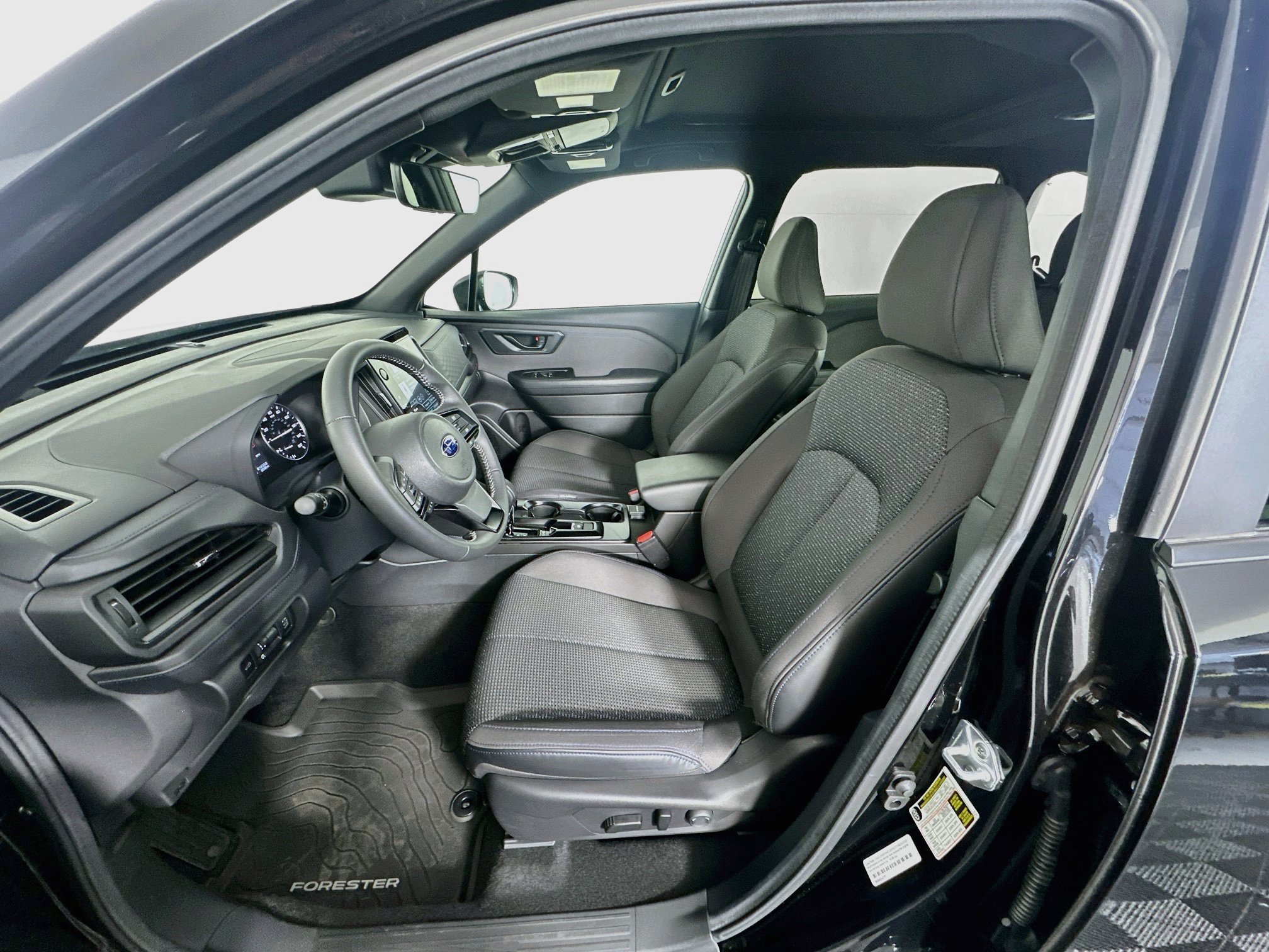 Used 2026 Subaru Forester Premium AWD/4WD image 13
