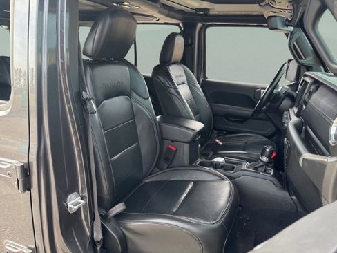 Used 2022 Jeep Wrangler Unlimited Sahara w/ LED Lighting Group image 30