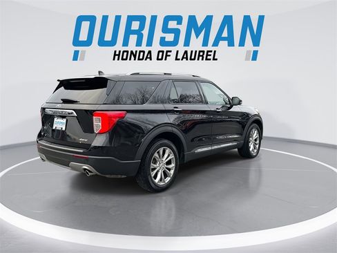 Used 2023 Ford Explorer Limited w/ Equipment Group 301A image 8