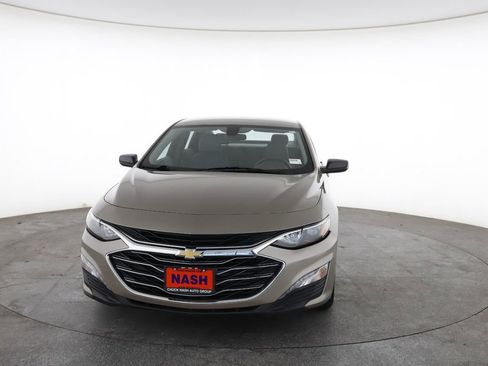 Used 2022 Chevrolet Malibu LT FWD image 4